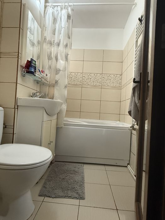 Vand apartament 2 camere