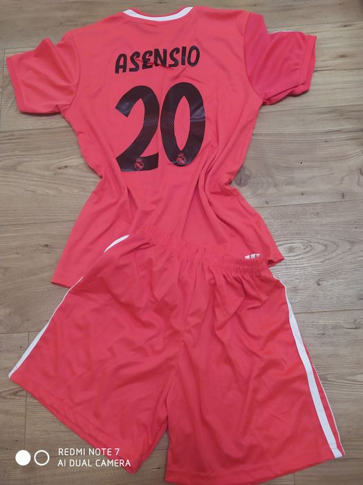 Спортен комплект.