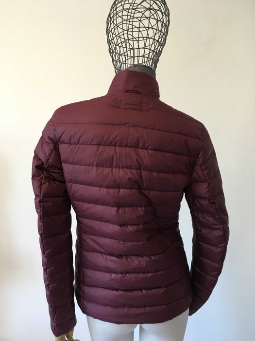 GANT елегантно яке с гъши пух S