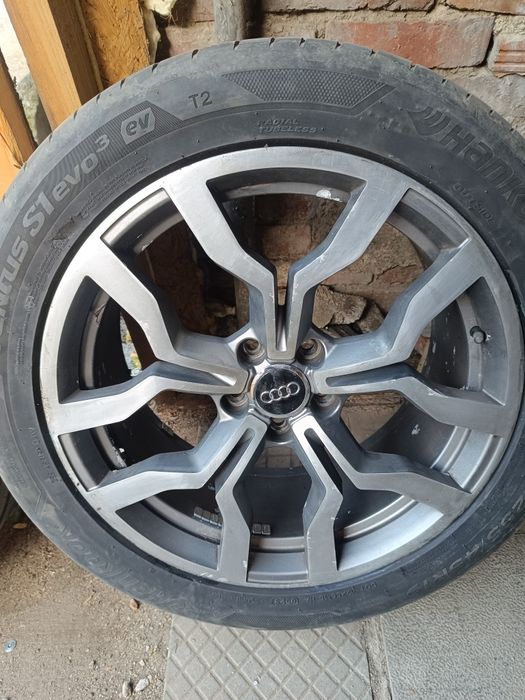 Продавам джанти с гуми 255/45 R19
