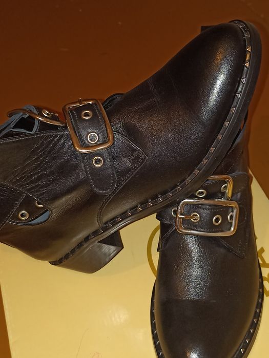 Женские кожаные полуботинки