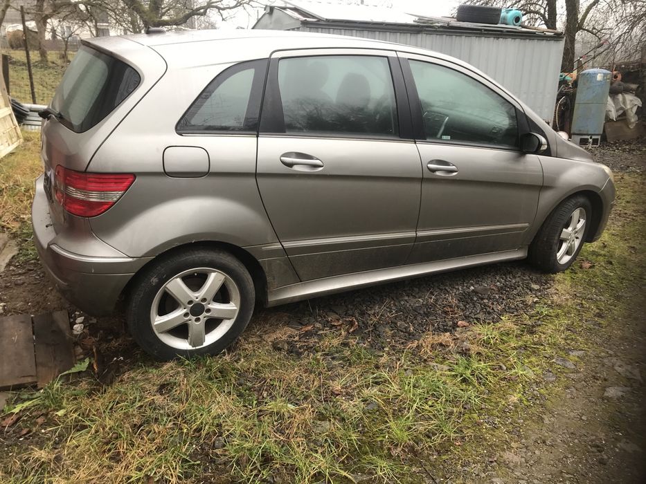 Mercedes B class