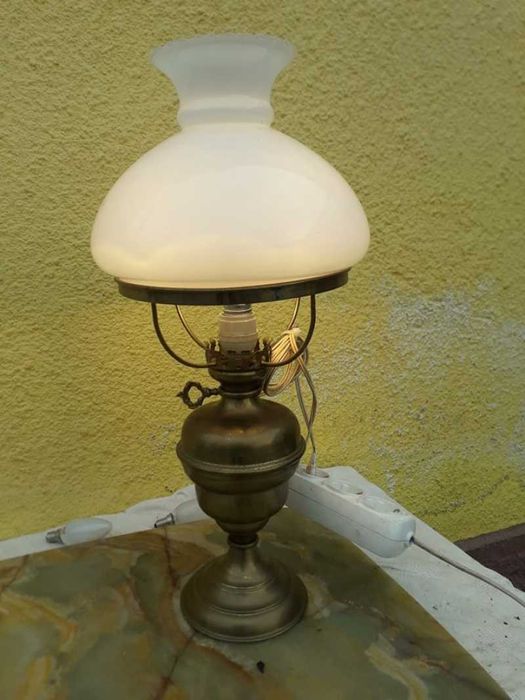 Lampa petrol electrica