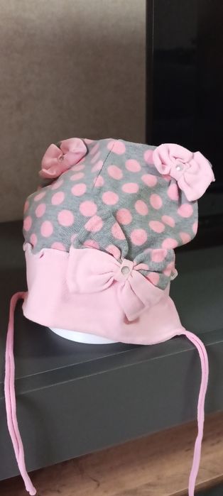 Детские шапочки( смотрите фото)