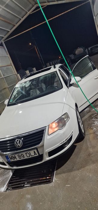 Vand sau schimb passat b6 2.0 tdi