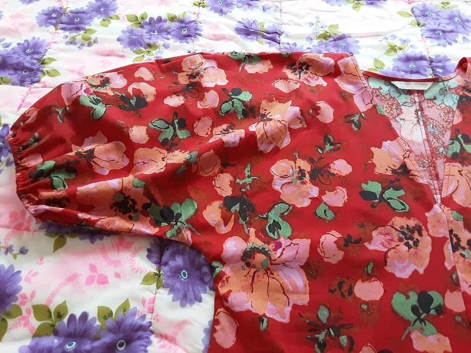 Дамски рокли с дълги ръкави