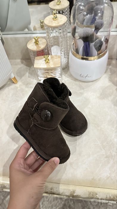 Original UGG ugi sotiladi
