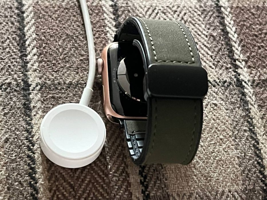 Apple Watch 6 44mm 32 Гб Оригинал