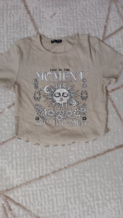 Продам  футболки