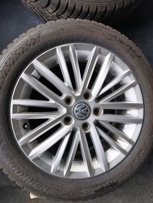Jante originale VW Golf 7 16'' cu anvelope de iarnă dot 2023
