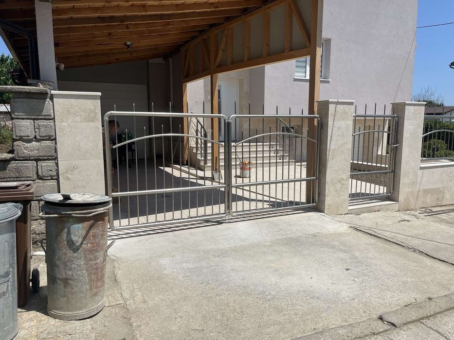 Алуминиеви парапети и огради