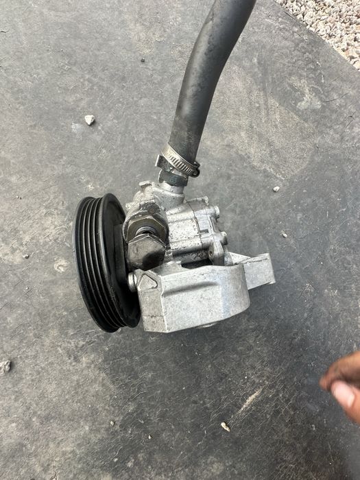 Хидравлична помпа бмв е91