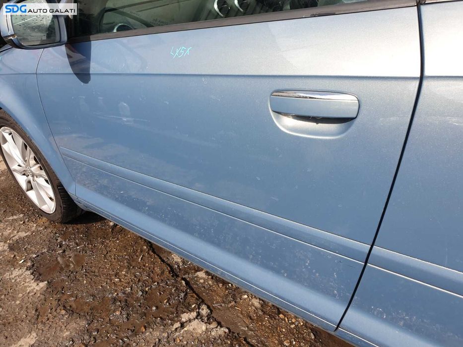 Usa Portiera Stanga Dezechipata Audi A3 8P Coupe 2 Usi Facelift 2004 - 2013 Culoare LX5X