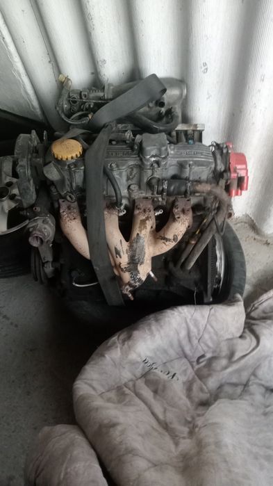 Опель   вектра  а    2.0  .18   запчасти