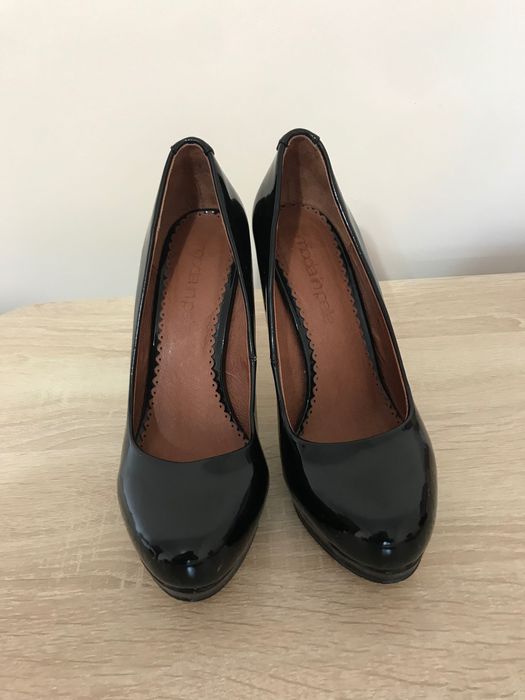 Туфли на каблуке