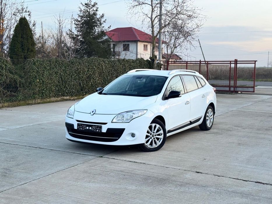 RENAULT Megane