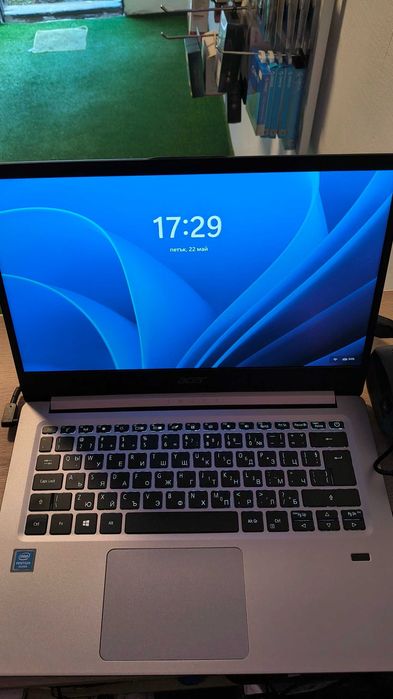 Лаптоп Acer Swift 1 SF114-32 – лек и компактен лаптоп за работа и учене