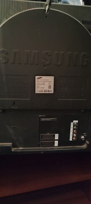 Продаётся телевизор фирмы Samsung
