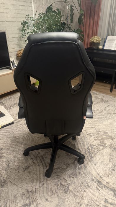 Игровое компьютерное кресло pilot