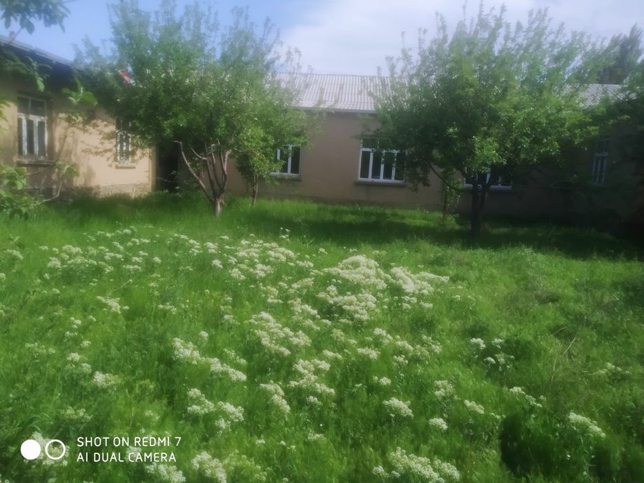 UY sotiladi 9 xonali 28 sotix