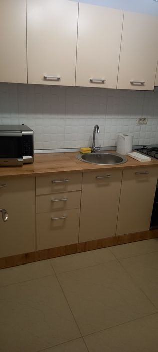 De inchiriat garsoniera 1500 lei