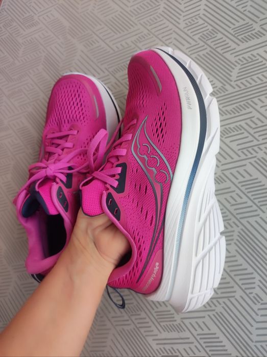 Saucony guide 18  нови 39 н