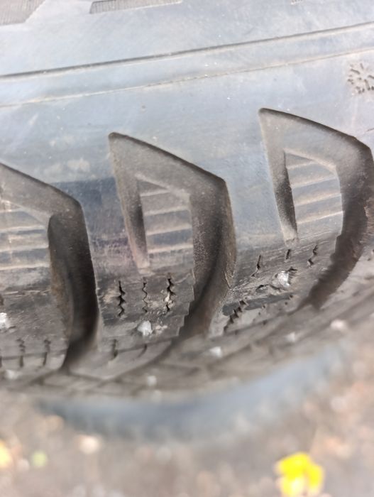 Резина зима  Goodyear