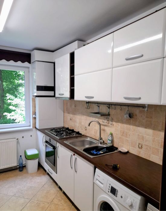 Inchiriez apartament cu 2 camere in str. Plopilor