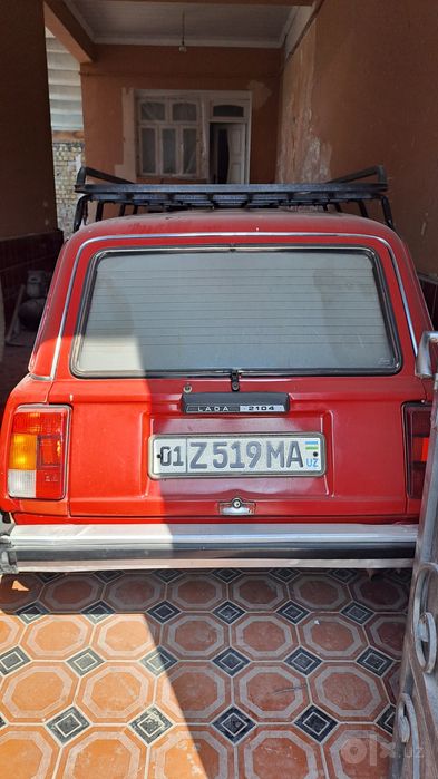 Лада 2104 сотилади.