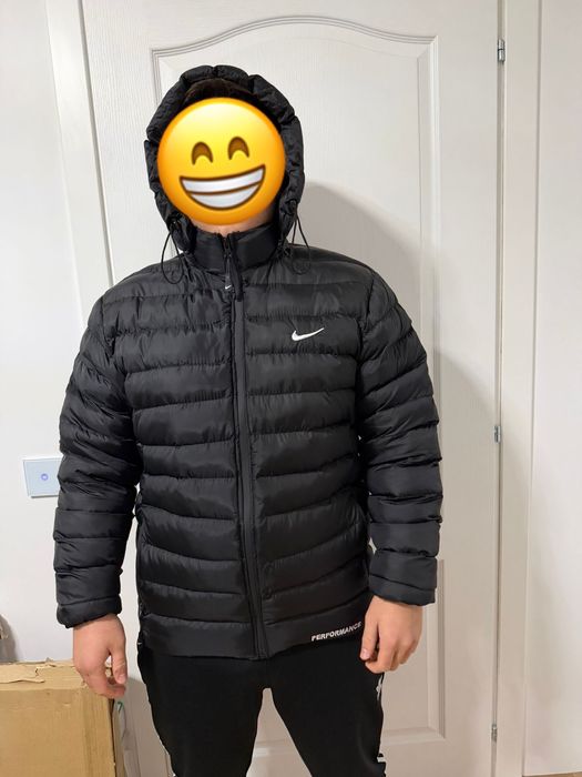 Geaca Nike Noua …..