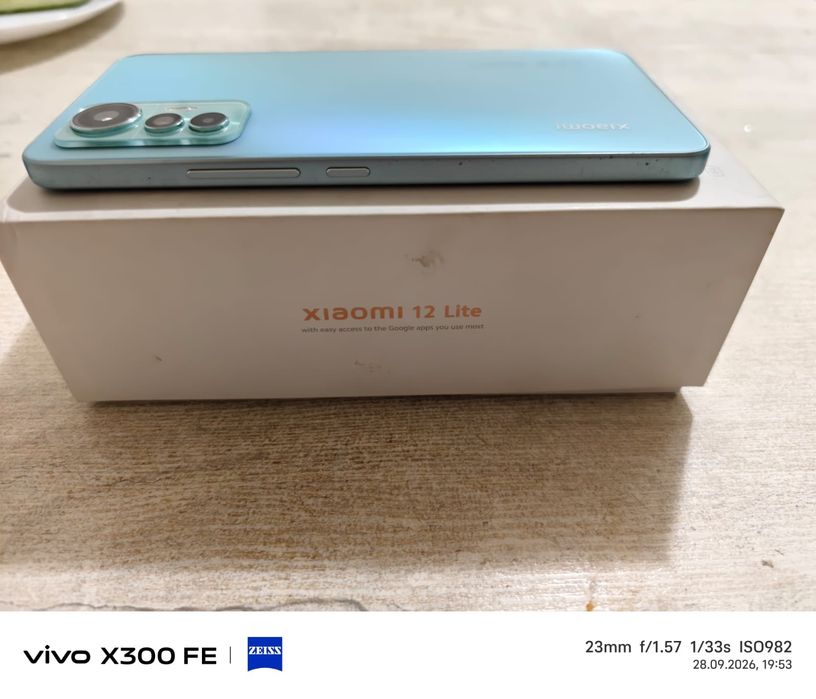 Продам Xiaomi 12 lite