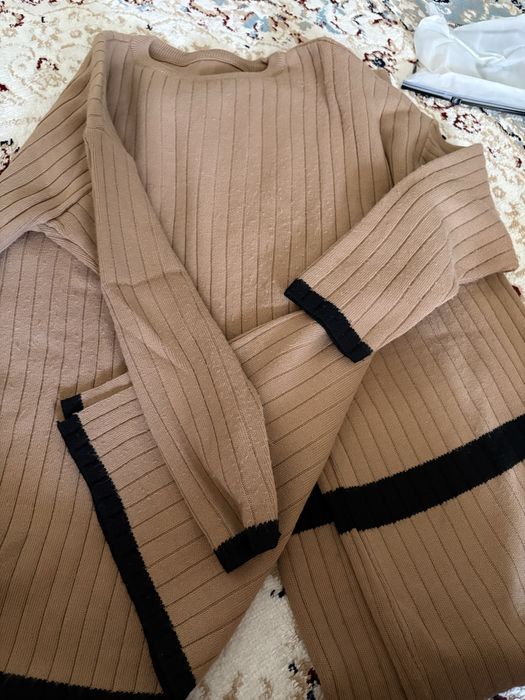 Женская одежда, среди есть новые и б/у