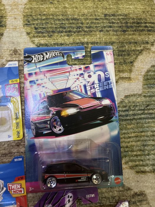 Hotweels кулички