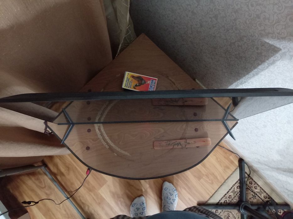 Телевизор leadbros