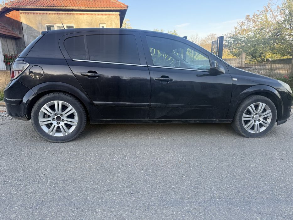 Opel Astra H 1.9cdti 120cp 6 trepte 2008