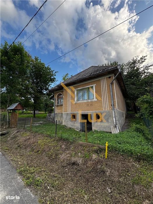 Casa de vanzare in Coruia