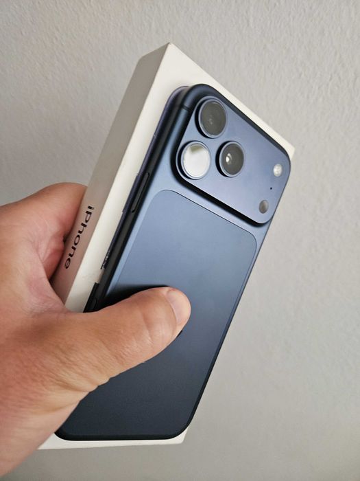 Iphone 17 pro max 256 gb la cutie 100% bateria.