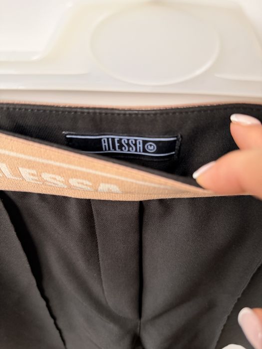 Alessa Adore You Къс Панталон - Черен