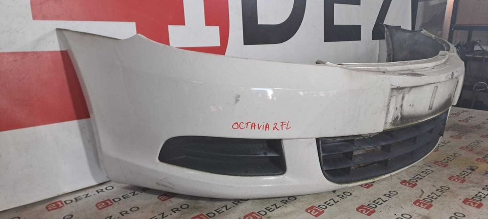Bara fata completa cu grile Skoda Octavia 2 Facelift 2010 - 2013