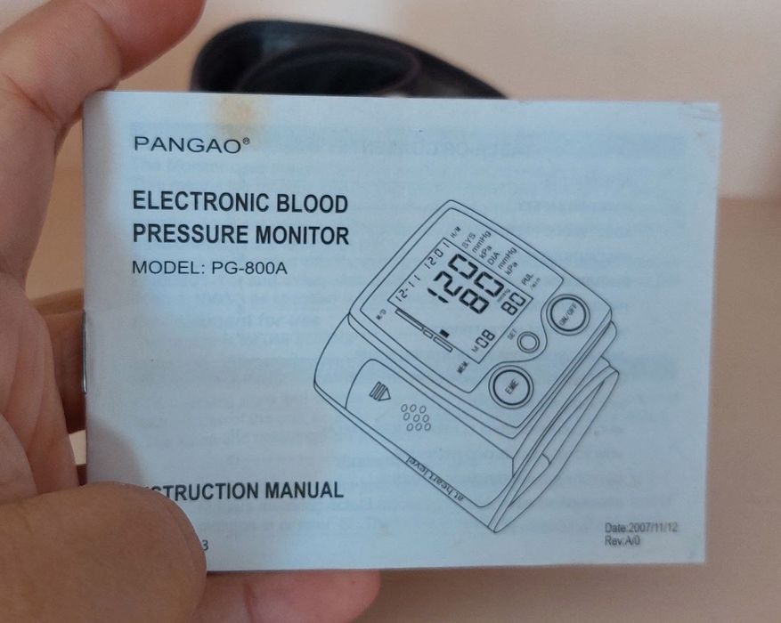 Тонометр на запястье