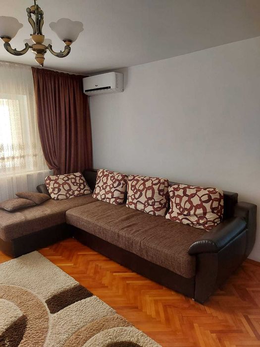 Închiriez apartament 2 camere Brosteni