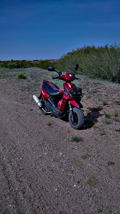 Продаю скутер 150кубиков