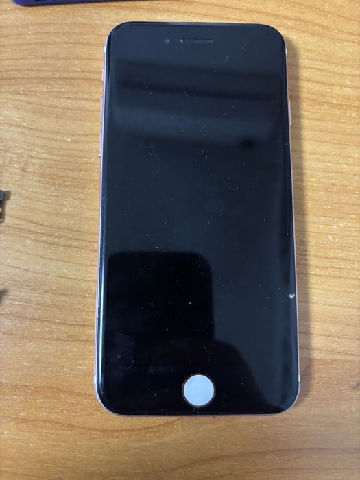 Piese  iphone 7 cu defecte pe placa nu incarca