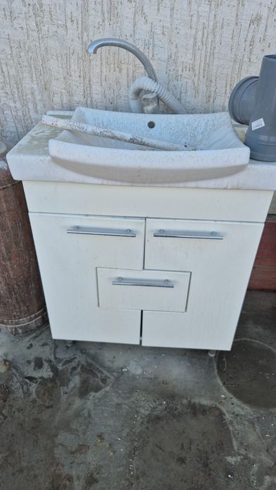 Тумба с раковиной