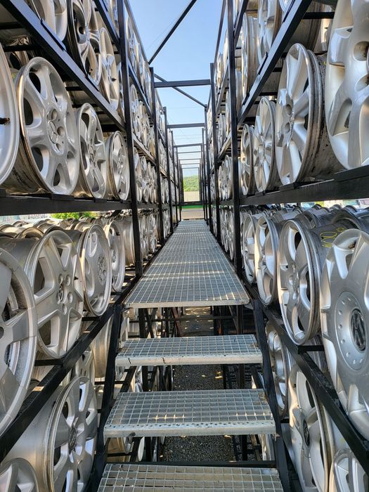 резервни,бандажни гуми , патерици ,13,14,15,16,17,18 цола