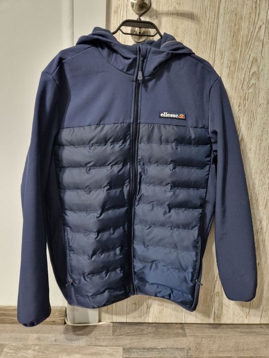 Чисто ново мъжко пролетно-есенно яке Ellesse размер М