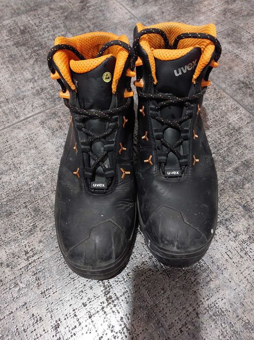 Обувки "Uvex" за работа