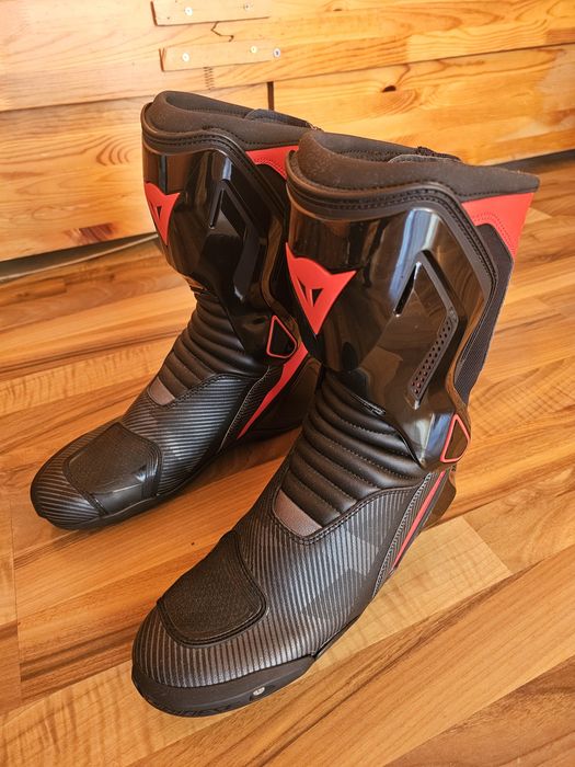 Чисто нови мото ботуши DAINISE