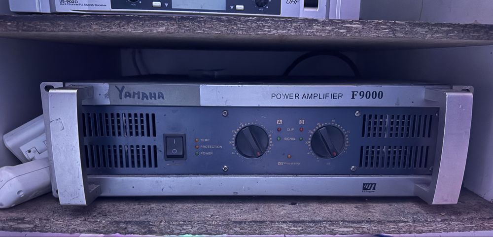 продам усилитель YAMAHA F9000