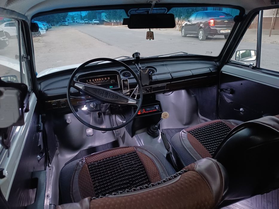 vaz 21011 sotiladi yili 84
